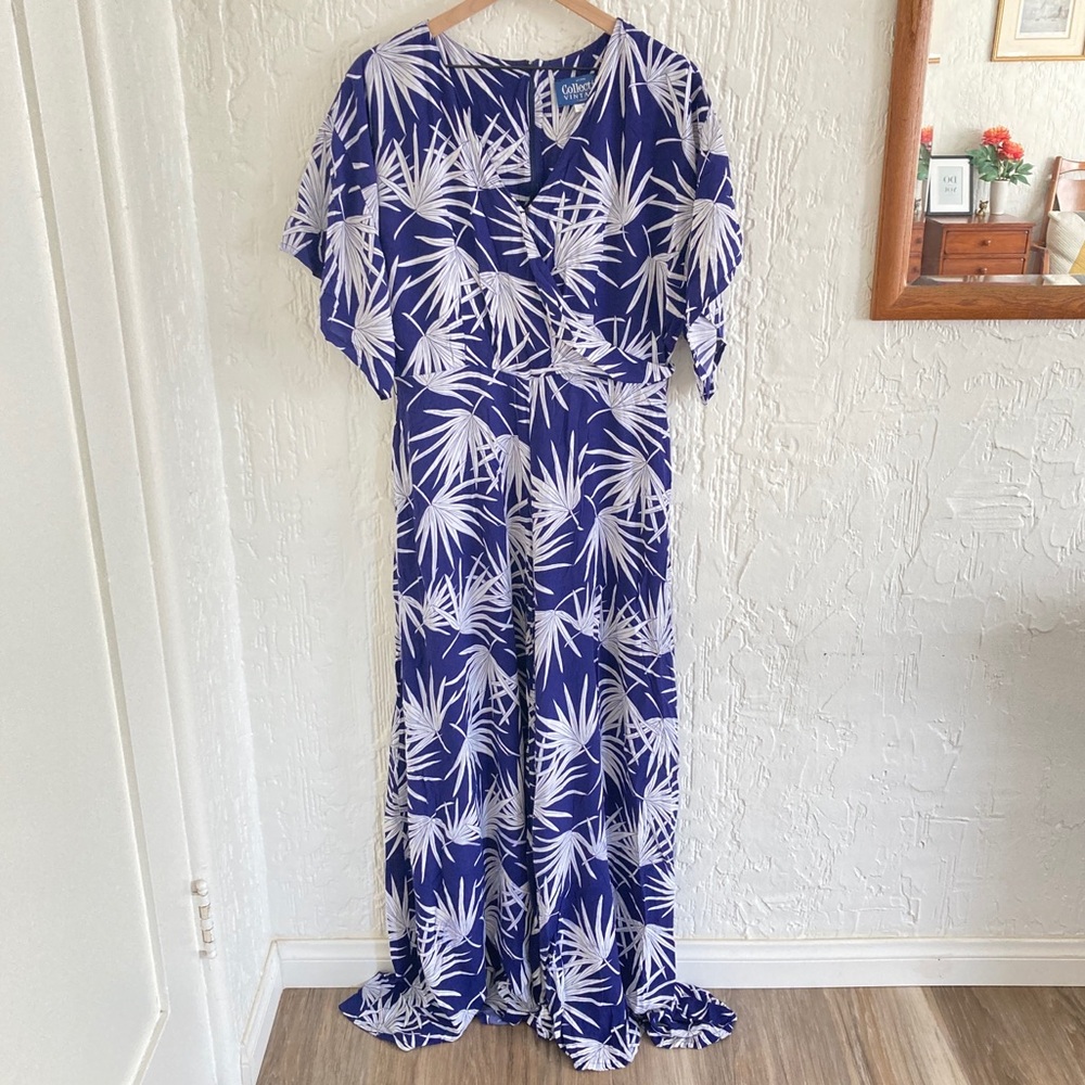 Collectiff Vintage London Blue and White Jumpsuit Size XL